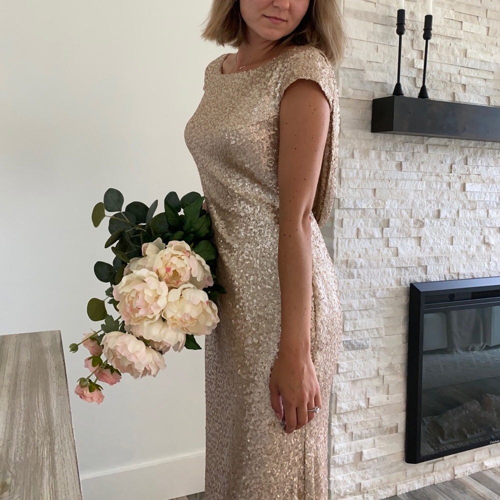 Gold sequins long dress✨ - Picture 7 of 10